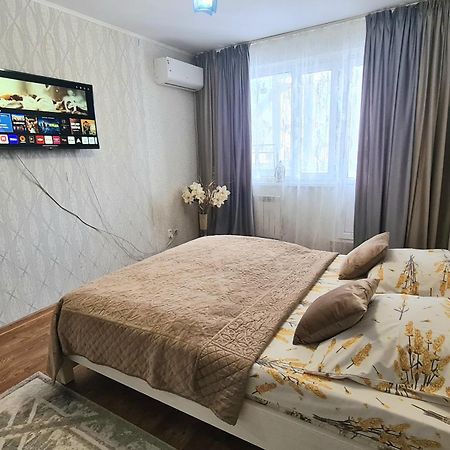 1 Комнатная Квартира В Центре Уральск Экстерьер фото